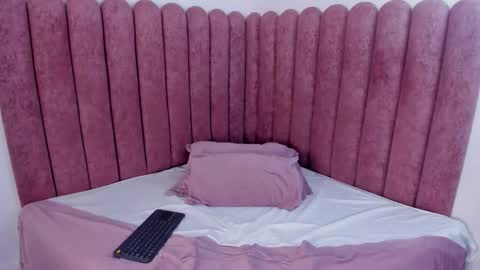 Zoe Banx online show from 1, 2, 2026