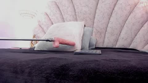 Snapshot of zoe_blosson chatting on 7, 5, 2026 zoe_blosson online show from 7, 5, 2026