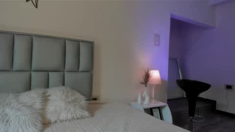 zoe_dear online show from 10, 3, 2026