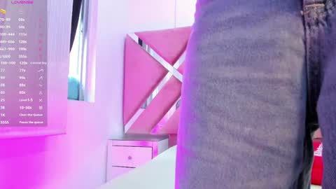 Snapshot of zoe_evaanss_ chatting on 1, 6, 2026 zoe_evaanss_ online show from 1, 6, 2026