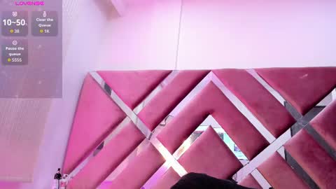 Snapshot of zoe_evaanss_ chatting on 17, 6, 2026 zoe_evaanss_ online show from 17, 6, 2026