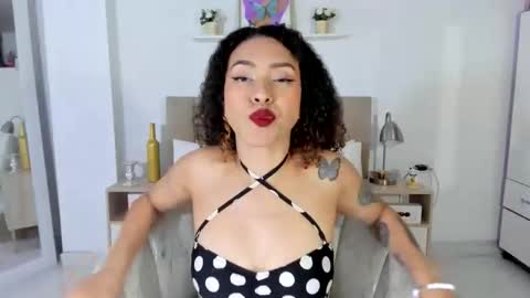 Zoe Gruber online show from 30, 5, 2026