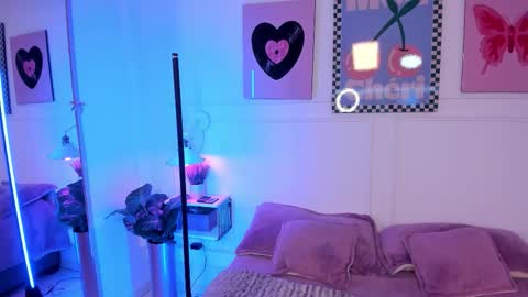 Zoe Lynch online show from 13, 2, 2026