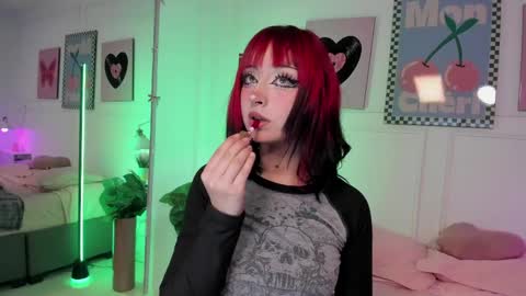 Zoe Lynch online show from 3, 6, 2026