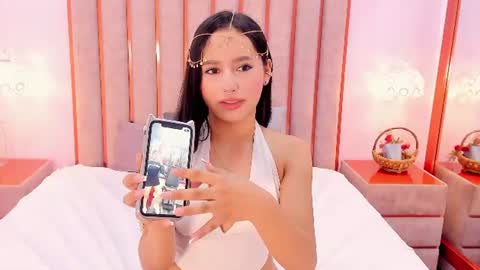 Zoe Monrow online show from 10, 6, 2026