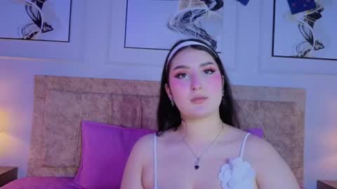 Snapshot of zoe_moon__ chatting on 8, 7, 2026 zoe_moon__ online show from 8, 7, 2026