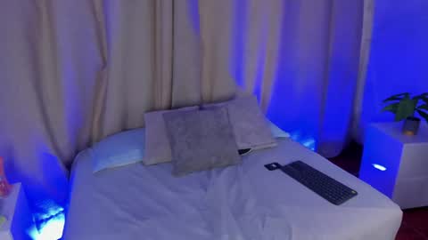 Snapshot of zoe_rousee_ chatting on 16, 7, 2026 zoe_rousee_ online show from 16, 7, 2026
