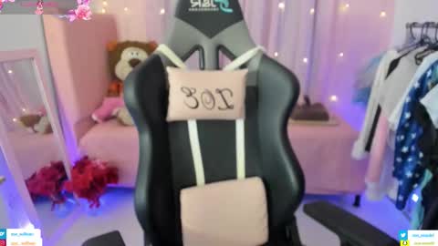 zoe_sullivan_ online show from 2, 3, 2026