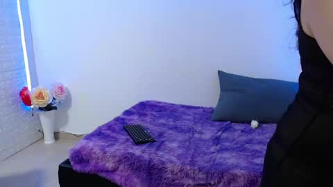 Carolina online show from 1, 3, 2025