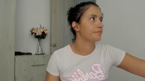 Snapshot of zoe_wattson chatting on 21, 6, 2026 Zoe online show from 21, 6, 2026