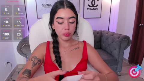 Snapshot of zoee_jackson chatting on 3, 2, 2025  zoee jackson online show from 3, 2, 2025