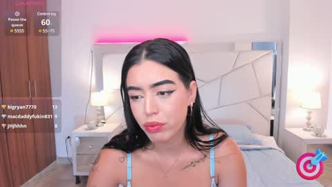 Snapshot of zoee_jackson chatting on 8, 2, 2025  zoee jackson online show from 8, 2, 2025