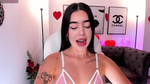 Snapshot of zoee_jackson chatting on 16, 2, 2025  zoee jackson online show from 16, 2, 2025