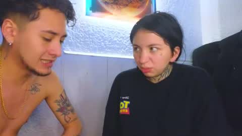 Snapshot of zoee_jhonnyy chatting on 12, 7, 2026 zoee jhonnyy online show from 12, 7, 2026