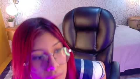 zoeecarter_ online show from 17, 4, 2026
