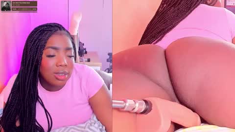 Snapshot of zoeethompson_cm chatting on 19, 1, 2026 online show from 19, 1, 2026