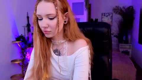 Snapshot of zoeford_ chatting on 3, 4, 2026 ZOE online show from 3, 4, 2026