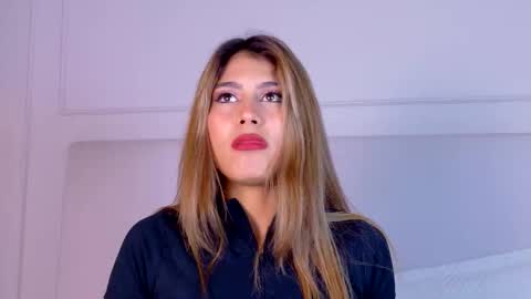 Snapshot of zoehangel chatting on 3, 12, 2025 Zoe online show from 3, 12, 2025