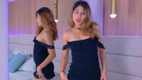 Snapshot of zoehangel chatting on 17, 3, 2026 Zoe online show from 17, 3, 2026