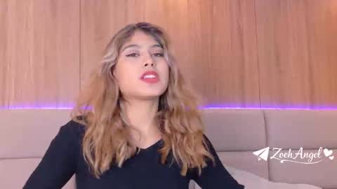 Snapshot of zoehangel chatting on 26, 3, 2026 Zoe online show from 26, 3, 2026