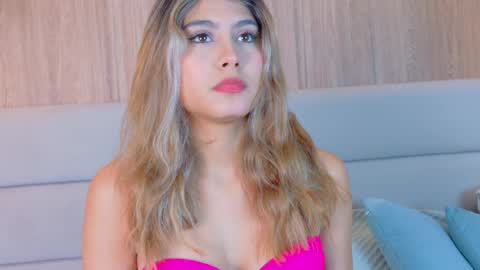 Snapshot of zoehangel chatting on 31, 3, 2026 Zoe online show from 31, 3, 2026