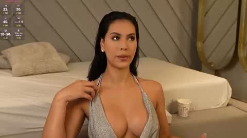 Snapshot of zoemonroee_ chatting on 20, 6, 2026 Zoe online show from 20, 6, 2026