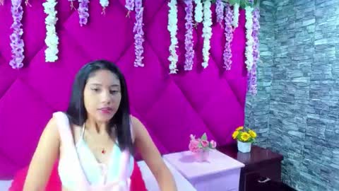 Snapshot of zoesmiitt chatting on 1, 6, 2026 zoesmiitt online show from 1, 6, 2026