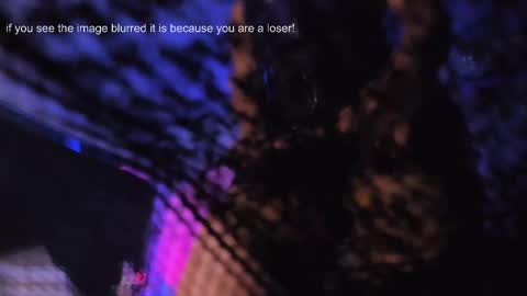 zoevidal_ online show from 28, 2, 2025