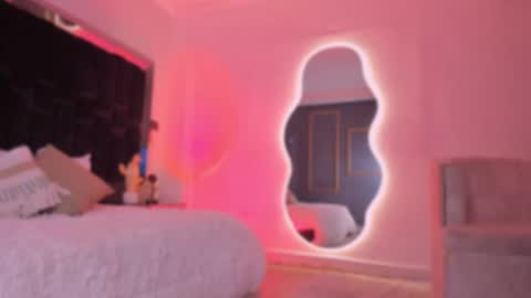 zoevidal_ online show from 1, 10, 2025