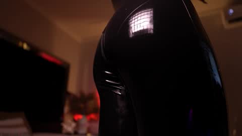 zoevidal_ online show from 17, 1, 2026