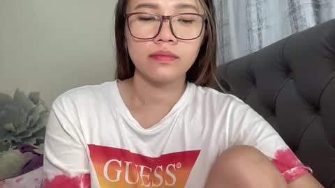 zoey_foryou online show from 4, 12, 2025