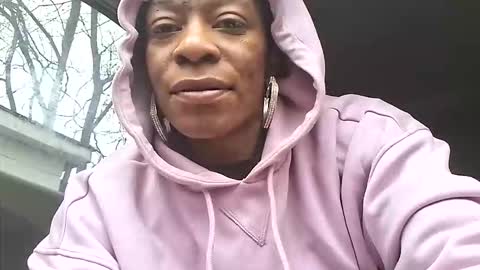 Snapshot of zoeycreationsllc152 chatting on 5, 4, 2026 Scorpio freak nasty online show from 5, 4, 2026