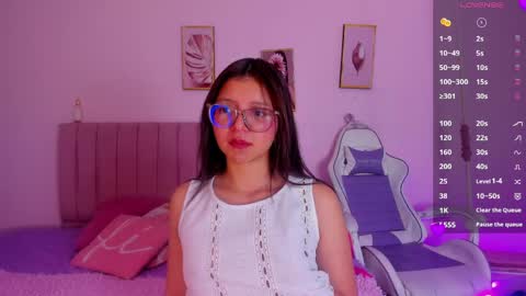 Snapshot of zoow_bluussh chatting on 31, 3, 2026 Zoe online show from 31, 3, 2026