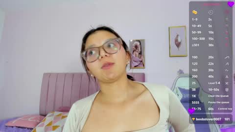 Snapshot of zoow_bluussh chatting on 15, 4, 2026 Zoe online show from 15, 4, 2026