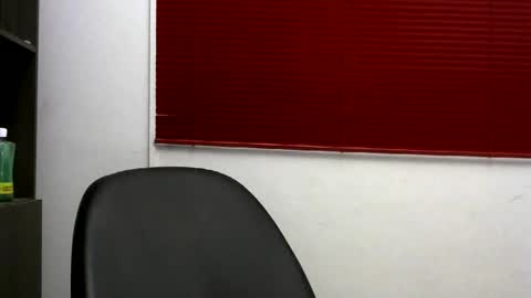 zoro_00 online show from 8, 11, 2025