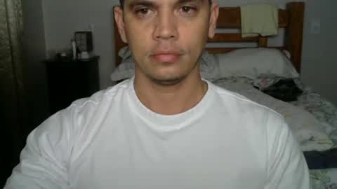 Snapshot of zoro_00 chatting on 8, 6, 2026 zoro_00 online show from 8, 6, 2026