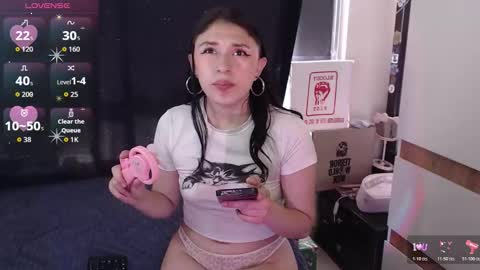 cintya kors online show from 3, 12, 2025