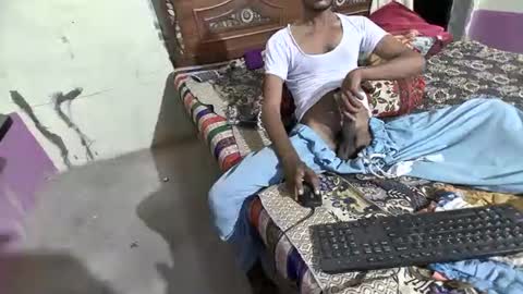 Snapshot of zoyakhan803 chatting on 12, 5, 2026 zoyakhan803 online show from 12, 5, 2026