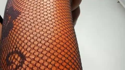 zoey online show from 1, 1, 2025