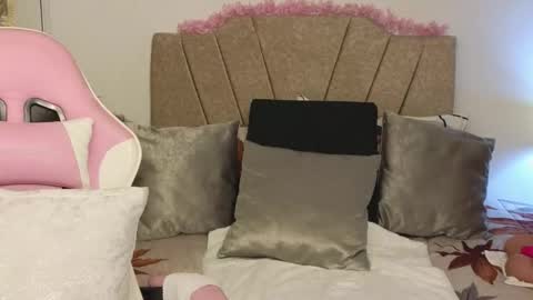 Snapshot of zuly_zahir_01 chatting on 11, 2, 2026 zuly goode online show from 11, 2, 2026