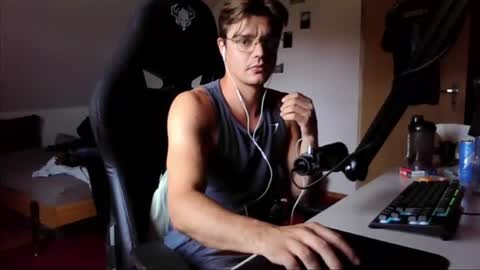 Snapshot of zxfbrbtvsv chatting on 5, 7, 2026 zxfbrbtvsv online show from 5, 7, 2026