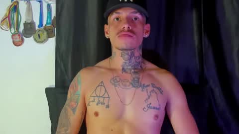 Snapshot of zyongarcia2020 chatting on 28, 12, 2024 zyon garcia online show from 28, 12, 2024