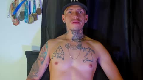 Snapshot of zyongarcia2020 chatting on 12, 1, 2025 zyon garcia online show from 12, 1, 2025