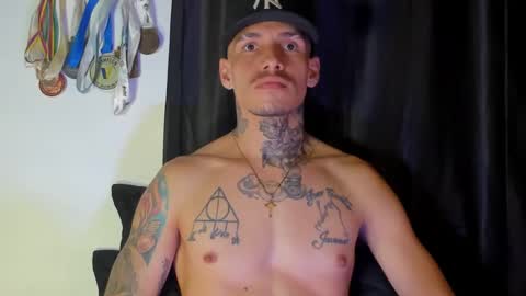 Snapshot of zyongarcia2020 chatting on 18, 2, 2025 zyon garcia online show from 18, 2, 2025