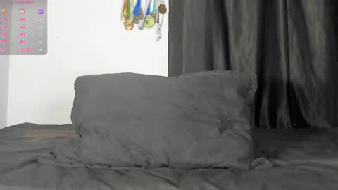 Snapshot of zyongarcia2020 chatting on 2, 11, 2025 zyon garcia online show from 2, 11, 2025