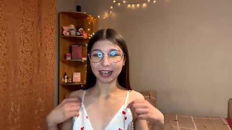 Snapshot of zyraelle chatting on 14, 2, 2026 Lilith online show from 14, 2, 2026