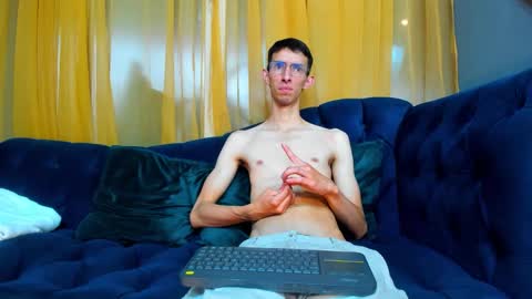 Zyro Nigth online show from 10, 11, 2025