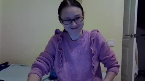Zyuhre online show from 8, 10, 2025