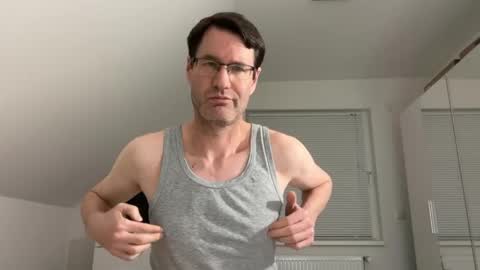 zzz123_cam online show from 12, 4, 2026