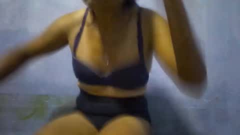 Snapshot of zzzlannimuslzzz chatting on 6, 1, 2026 zzzlannimuslzzz online show from 6, 1, 2026